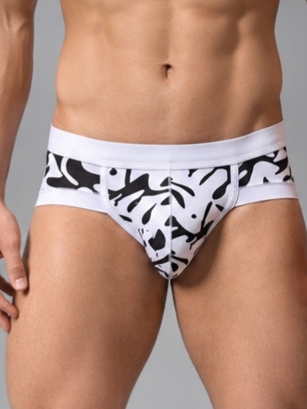 Men's White & Black Patterned Briefs (BNWT)